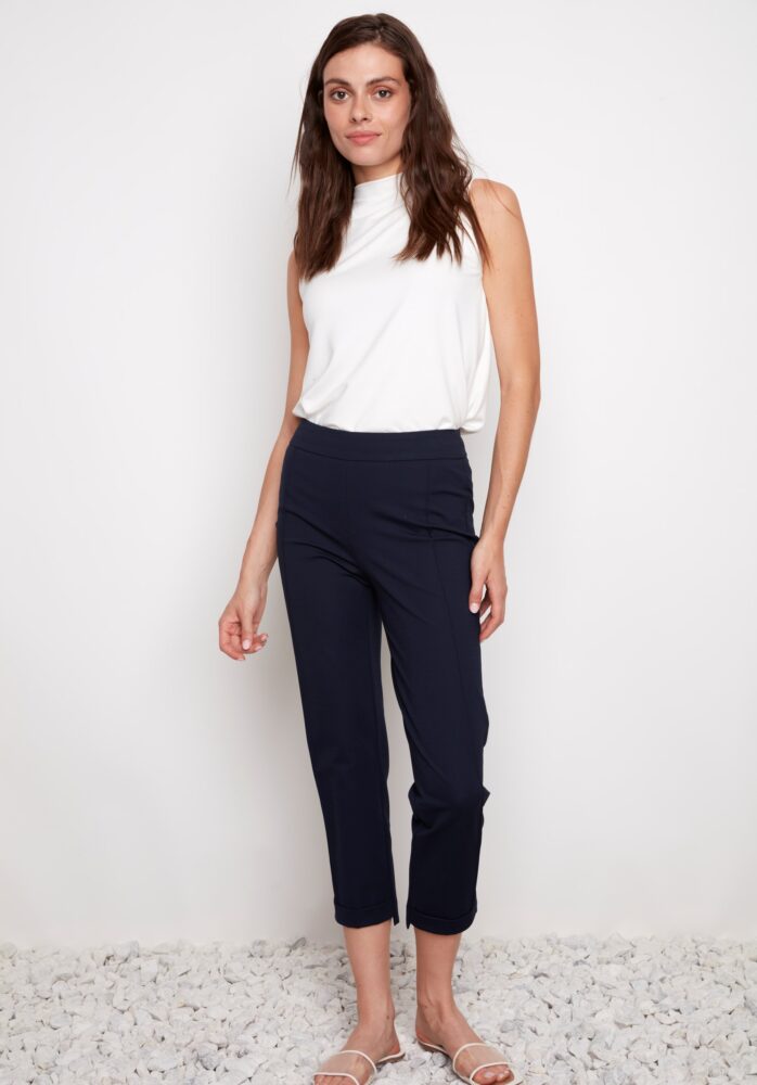 COMPRESSION SLIM CROPPED FRONT-CUFF PANT