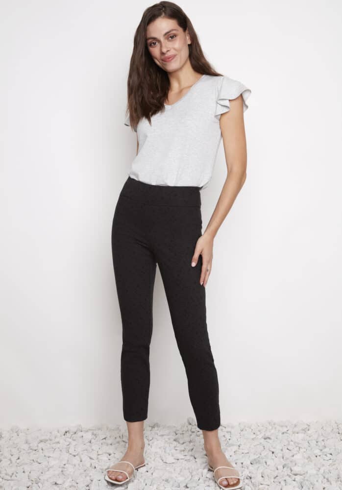 TEXTURED TECHNO PETAL-SLIT ANKLE PANT